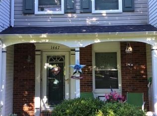 1447 S Randolph Dr, Jefferson Hills, PA