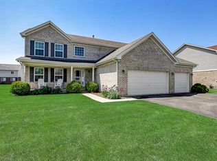 2285 Eastwood Dr, Lynwood, IL 60411