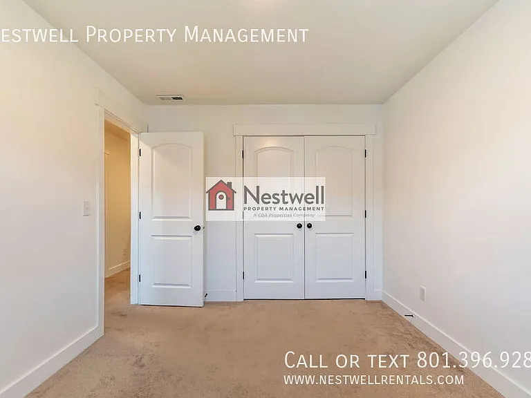 4328 W Watchmen Way — Photo 17