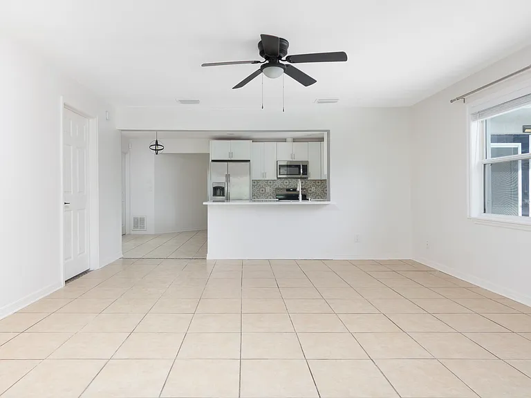 8349 Monarch Cir — Photo 18