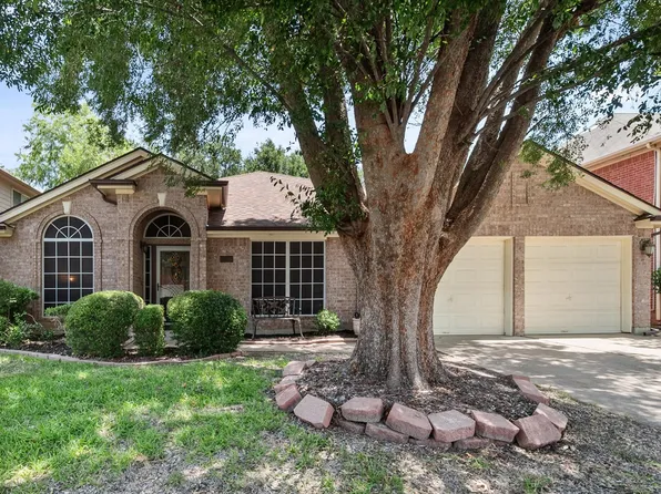 6307 Pierce Arrow Dr, Arlington, TX 76001