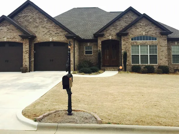 119 Aidan Ln, Muscle Shoals, AL 35661