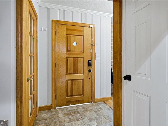 3rd image of 3270 Rex Rd
