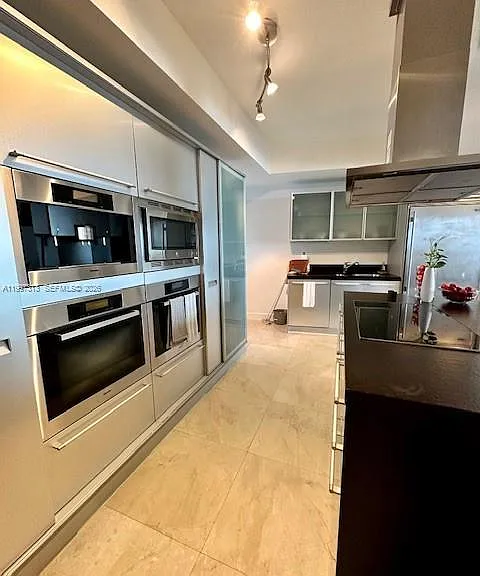 18201 Collins Ave #1602 — Photo 7