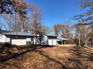26502 Honeysuckel Ln, Eagle Rock, MO 65641
