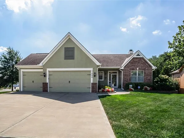 1609 NE 94th St, Kansas City, MO 64155