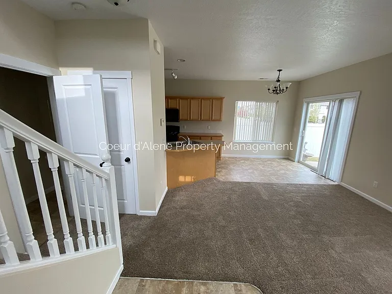 7837 N Holyoke Loop — Photo 3