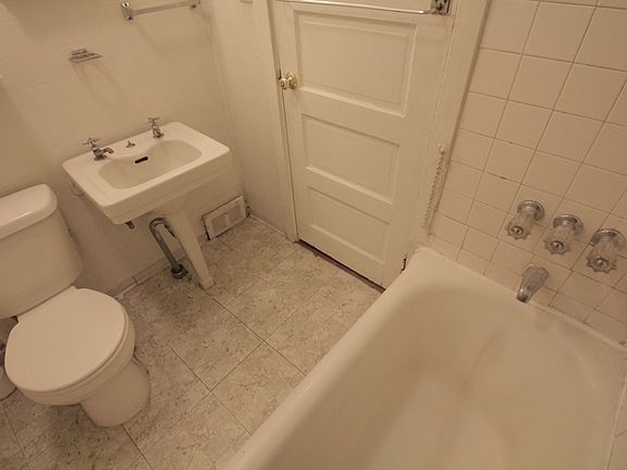 2nd image of 512 S Trenton Ave #1