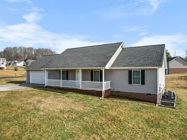 17505 Bridle Dr, Abingdon, VA 24210