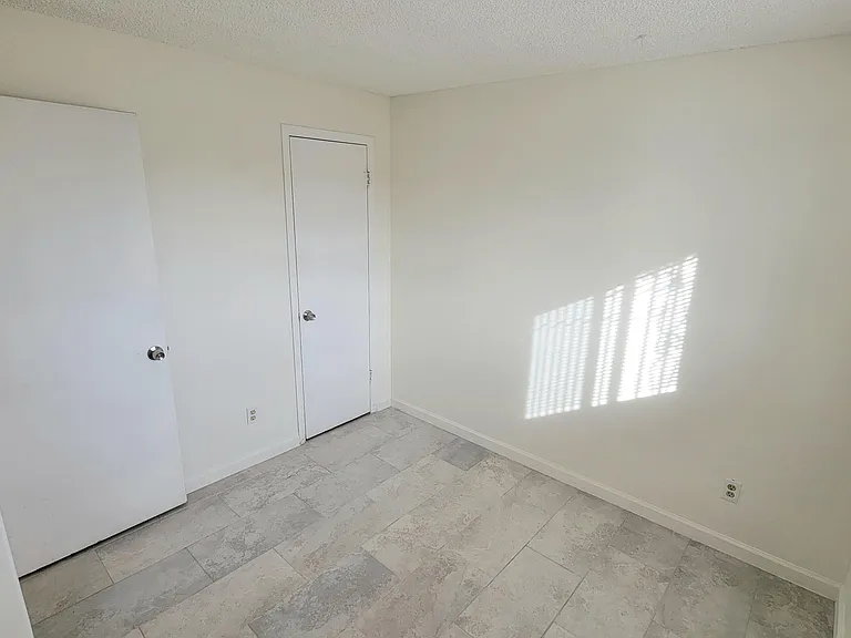 2310 Cumbre Negra St — Photo 10