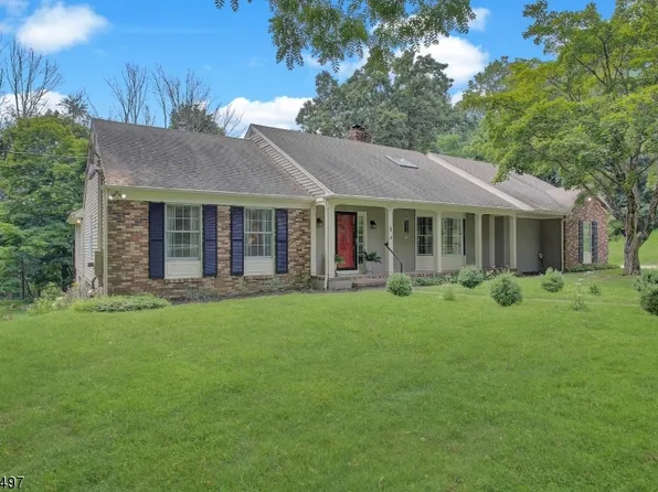 1 Big Oak Way, Califon Boro, NJ 07830