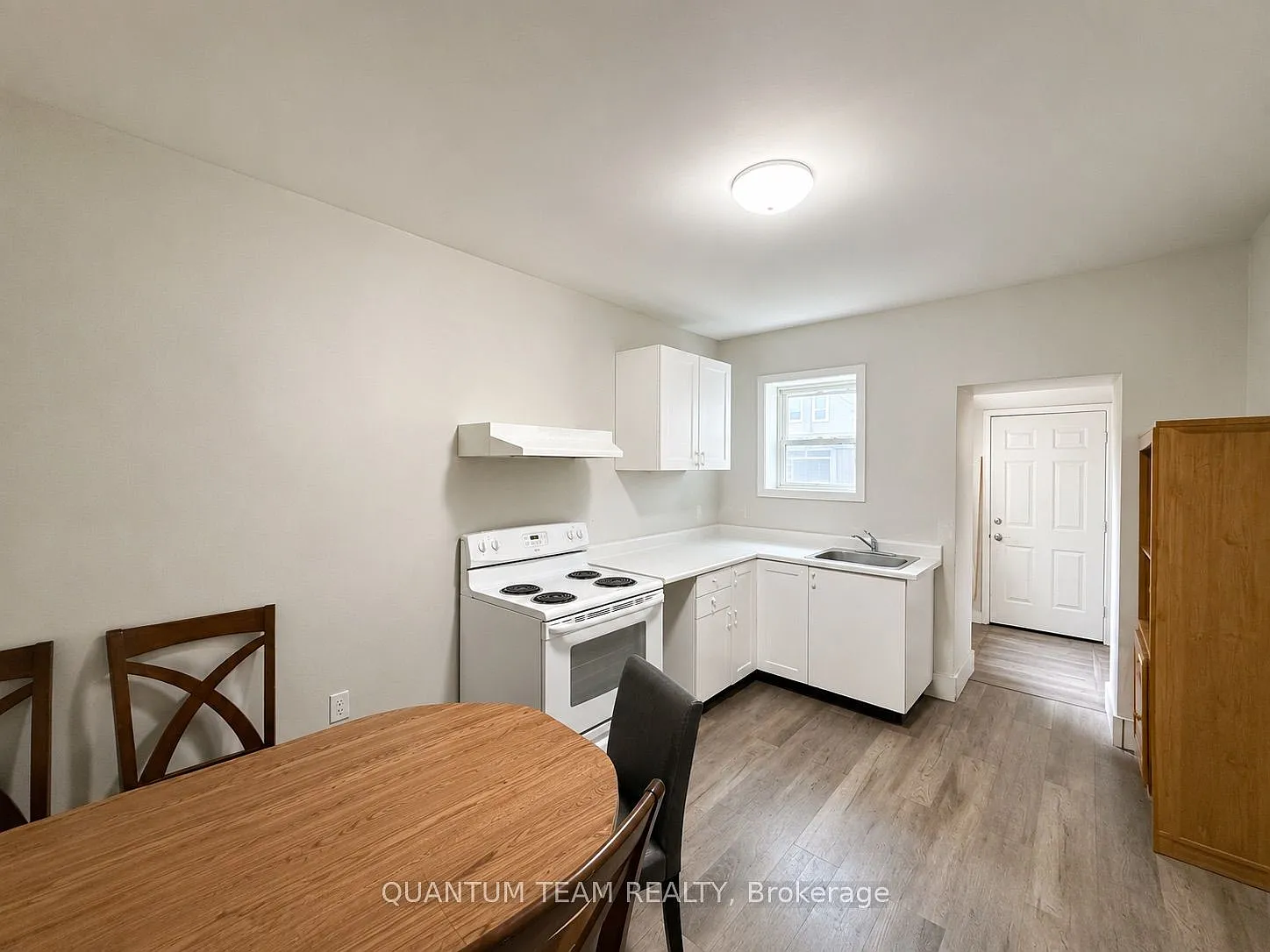 2 bed, $1,499 — Photo 3