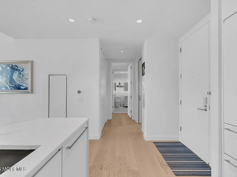 1101 Ocean Ave #1510 — Photo 9