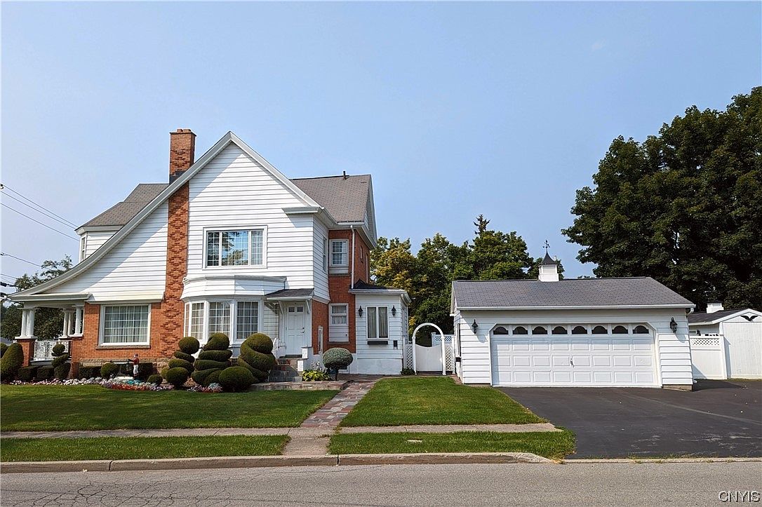 200 N Peterboro St, Canastota, NY 13032 Zillow