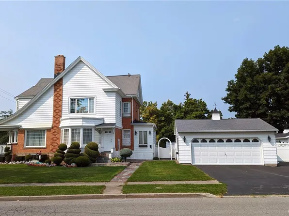 200 N Peterboro St, Canastota, NY 13032