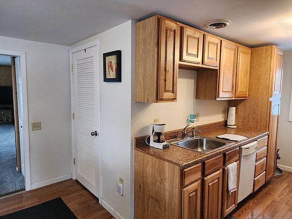 4th image of 3119 N Euclid Ave