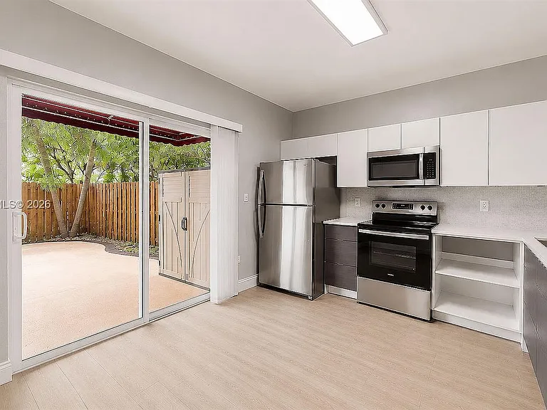 16914 SW 137th Pl #16914 — Photo 10