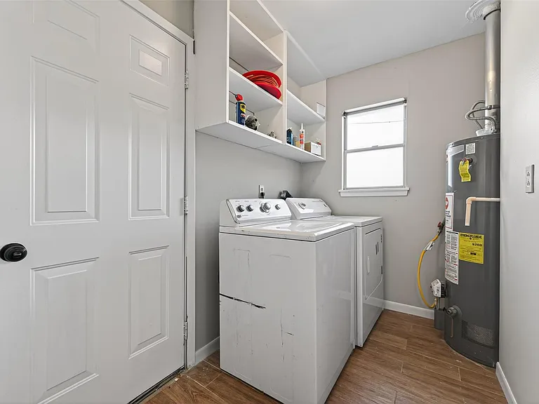9310 Cliffwood Dr — Photo 43