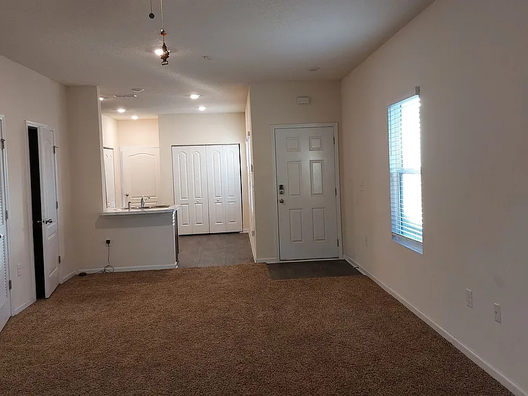 7853 Echo Springs Rd — Photo 4