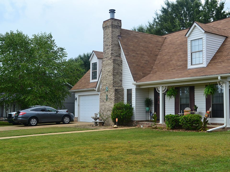 1st image of 3954 Dalewood St