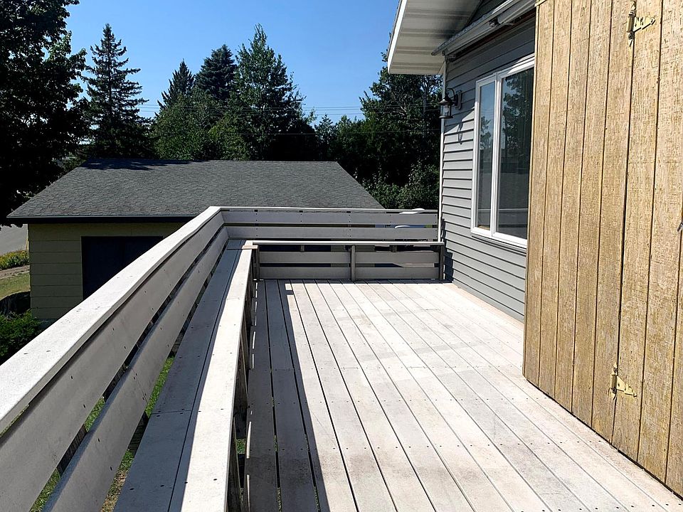 Private deck