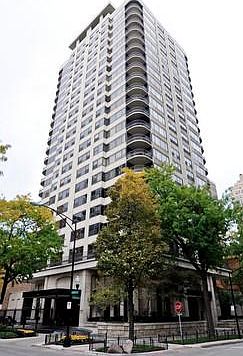 1st image of 1501 N State Pkwy APT 17B