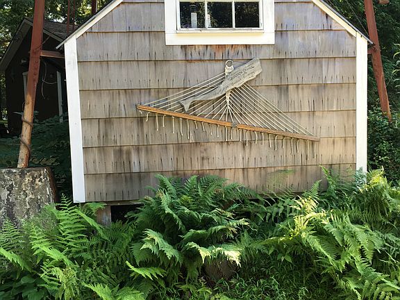 Well/Pool House