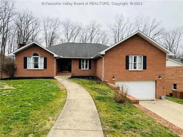 104 Beechvale Dr, Cross Lanes, WV 25313