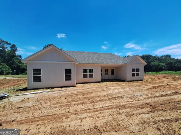 1390 Ben Brown Rd, Valley, AL 36854