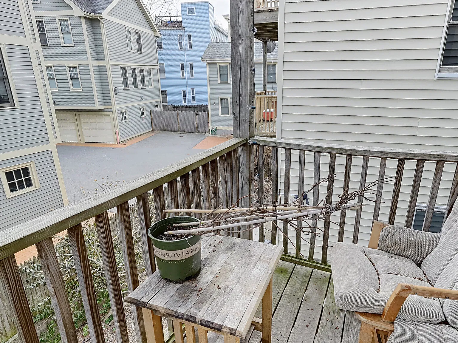 4 bed, $4,000 — Photo 4