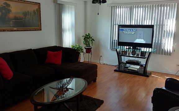2nd image of 1004 Beloit Ave