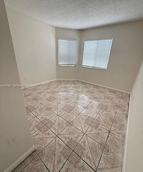 1034 W Jasmine Ln — Photo 16