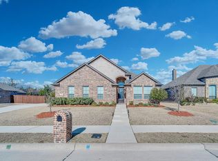 3005 Burgundy Ln, Midlothian, TX 76065
