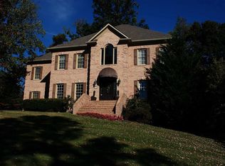 1038 Colonial Dr, Morristown, TN 37814