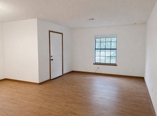 1390 Pinnacle Dr, Pensacola, FL 32504