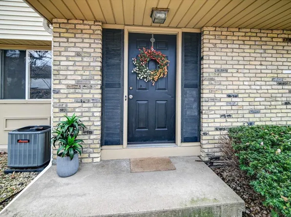 931 S Gammon Rd, Madison, WI 53719