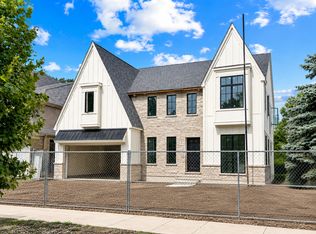 515 S Parkview Ave, Elmhurst, IL 60126
