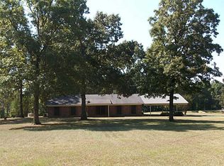 109 Peterson Dr, Benton, LA 71006