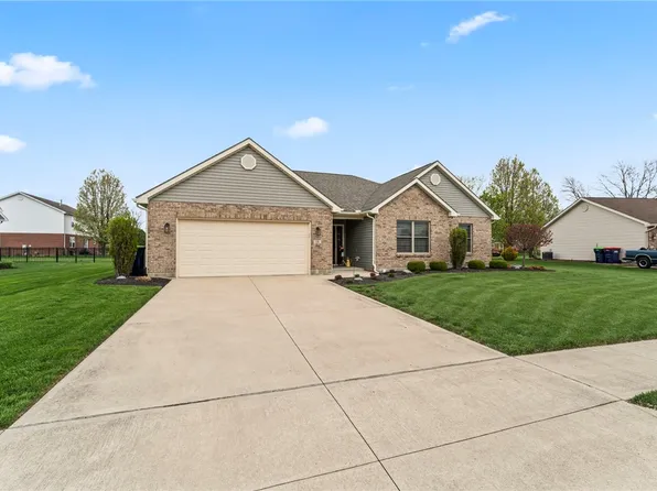 15 Ash Knoll Dr, Pleasant Hill, OH 45359