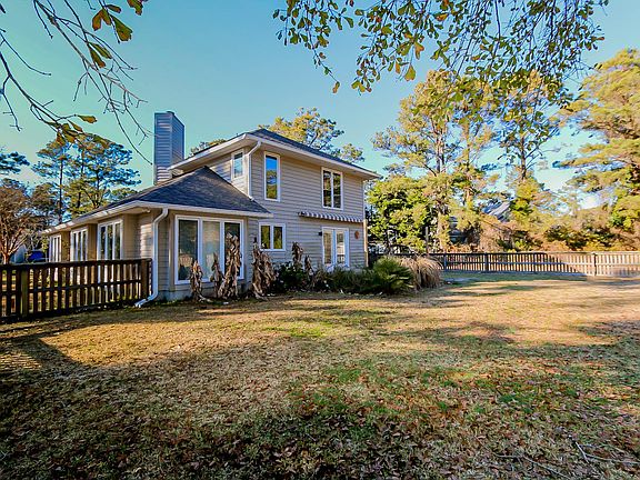 5th image of 226 Bogue Dr