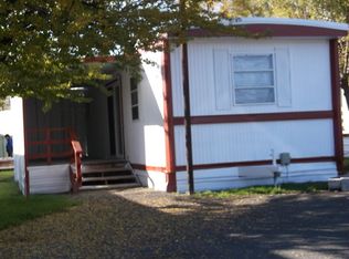 126 NW B St, Madras, OR 97741
