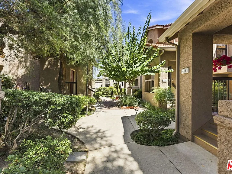 2352 Archwood Ln #50 — Photo 3