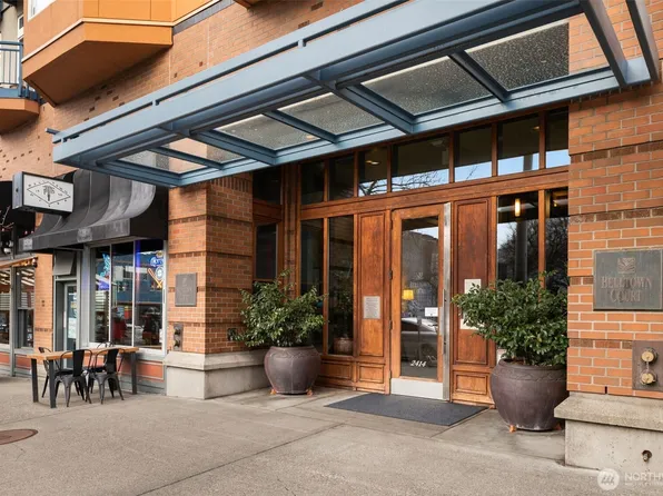 2414 1st Avenue #318, Seattle, WA 98121