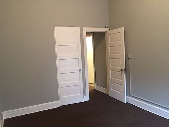 2nd image of 711 W Wisconsin Ave #14906366