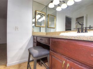 149 NW 70th St APT 305-C, Boca Raton, FL 33487