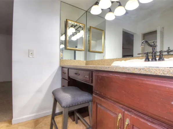 149 NW 70th Street #305C, Boca Raton, FL 33487