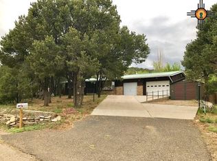 109 Los Arboles St, Raton, NM 87740
