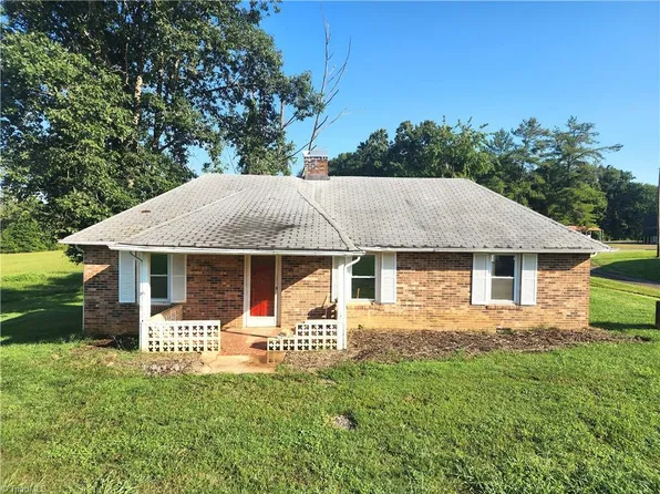 7118 State Highway 89 W, Westfield, NC 27053