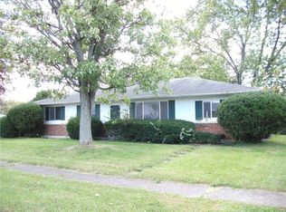 1109 Edgebrook Ave, New Carlisle, OH 45344