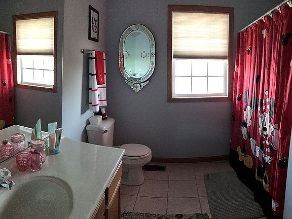 2nd Full Bathroom